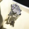 Romantisk bröllopsförlovningsring Päronform Cubic Zirconia Prong Seting High Quality Silver 925 Jewelry Rings for Women J-082300H