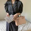 Totes Bolsos de cuero genuino de cuero brillante de gran capacidad para mujer verano 2023 bolso cruzado de un hombro para mujer 2R12