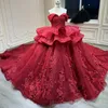 Rouge brillant hors de l'épaule robe de bal robes de Quinceanera Corset Applique perlée formelle robes de remise des diplômes à lacets princesse douce 15