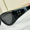 Modische Cat-Eye-Sonnenbrille aus ovalem Acetat für Herren und Damen SMU06Y mit Marmorstruktur, Metallbuchstabensymbol auf den Bügeln, Farbverlauf, Sonnenbridge, Freizeit, Urlaub, Reisen