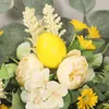 Couronnes de fleurs décoratives Couronne de linteau de citron artificiel Vibrant Farmhouse Swag Porte d'entrée Décor à la maison Pivoines Pièce maîtresse de table Fausse pivoine 231205