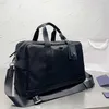 Bolsa de Nylon Duffel à prova d'água de 43cm de grande capacidade para bolsas de ombro de letra de moda Triângulo Bolsas de bagagem de bagagem homens esportes femininos trave207z