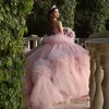 الوردي قبالة الكتف فساتين quinceanera تول من الدرجة الدافعة الدانتيل حتى فيديسدوس دي 15 أنوس 2024 ثوب الأميرة الكرة