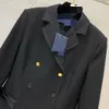 1206 XL 2023 Milan Runway Coat Autumn Märke samma stil kappa lapel hals hög kvalitet långärmad kvinnor kläder weinig23082943