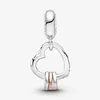 Nowy przyjazd 925 Srebrne serce pełne serc Dangle Charm Fit Oryginalny europejski urok bransoletki mody Akcesoria 303Q