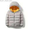 W dół płaszcz Wysokiej jakości dzieci kaczki kurtki 2023 NOWOŚĆ Ultra Light Hooded Winter Płaszcze dla chłopców dziewczęta przenośna wiatrowa buzyk Paras 14T Q231205