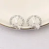 Marka Kobiety Projektanci Letter Ear Stud Gold Sier Sier PlATE Geometryczne faliste ziarno wkładki cZ diamentowy kolczyk na przyjęcie weselne