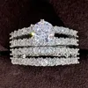 Обручальные кольца Huitan Модный комплект для женщин для аксессуаров Bling CZ Stone Роскошные помолвки Современные женские украшения 231205