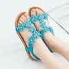 Sandaler BeyarneComfortable Flat Sandals Kvinnor Big size Summer Shoes Woman Böhmen Blommor Rhinestone Beach Ladies Shoes Thongs 231204