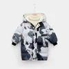 Casacos de inverno meninos jaqueta longo estilo grosso camuflagem quente impressão com capuz outerwear para 312 anos de idade crianças blusão casaco 231204