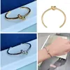 Bangle European and American Style Simple Knotted Love Open Armband Men Women Fashion Trend Brand Lover Gift Trum22229M