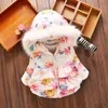 Jumpsuits Babykleding voor meisjes Baby winterkleding Peuter Camouflageprint Katoenen capuchon Warme dikkere jas Kinderen Hoodie-outfit 231205