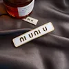 Nuevo diseñador de pinzas para el cabello con letras, marca de diseñador, pinza para el cabello de aleación, estilo de moda, joyería para el cabello para mujer, regalos de lujo de alta calidad, horquilla