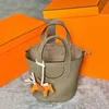 Designer Picotin Lock Bag 2023 Nuovo maiale naso cesto di verdure TOGO Strato superiore pelle bovina grande capacità portatile secchio pendolare donna A85S