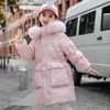 Płaszcz w dół 2023 Zimowe dzieci płaszcza Faux Furt z kapturem ciepła długa kurtka dla dziewcząt 5-16 lat Dzieci Teenage Girl Parkas Snowsuit Q231205