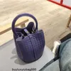 レディースデザイナーバッグBottegvveneta Totes Bags Leather Woven Handbags Hand -Woven ungine Leather Womens Bag 2023 New Fashion Bucket Cabbage Basket Tote Bag Hbzc