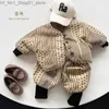 다운 코트 따뜻한 양털 인쇄 버튼 2023 가을 겨울 새 어린이 재킷 캐주얼 소년 여자 코트 유아 외부웨어 아이의 옷 1-8y Q231205