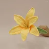 Flores decorativas quente aconchegante crochê trançado para decoração de casa vibrante buquê de lírio de malha à mão realista diy