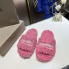 Designerskie buty Paris Sandals Luksusowe kapcie Furry platforma Pluszowe kapcie hafty b słowo para pluszowe kapcie furry zjeżdżalnia zamszowe kapcie Klaql