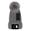 Nuovo marchio lettera beanie berretto uomo donna designer cappelli a secchiello nuove donne di moda signore caldo inverno berretto grande pelliccia sintetica cappello bobble berretti esterni C-2