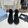 Designer Snow Boots Platform Boot Women Classic Slip-on Suede Slides Winter Wool Warm Booties Fur Sheep Skin Classical Letter Bootes New Autumn Winter Models