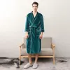 Men's Sleepwear Winter Pajamas Contrasting Color Sexy Long Gold Velvet Cardigan Bathrobe Pajama With Belt 2023 Robe For Man