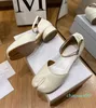 Zomer luxe Maisons sandalen Mary-Jane Tabi nappa lederen pumps feest trouwjurk dikke hakken comfort wandelen