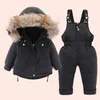 Casaco 2pcs conjunto bebê menina inverno jaqueta e macacão para crianças engrossar jaqueta de gola de pele quente para meninas infantil snowsuit 0-6year 231204