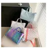 Bolsas de noche Espacio láser Bolsa de hombro de algodón Bolso cruzado femenino para mujeres Diseño de lujo Bolso de gran capacidad Acolchado Shopper Tote Monedero 231205