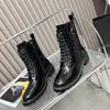 Designer Boots Luxury Boot äkta läder Vinterstövlar Ankelstövlar Kvinna Kort start Sneakers Trainers Sandaler Sandaler av varumärke S520 008