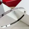 Bracelet de créateur de luxe pour femmes, version mince personnalisée des braceletshaute édition V Gold Full Sky Star Love, diamant à deux rangées pour hommes et femmes