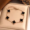 Designer Classic Lucky Clover Armband 18K Gold Plated Ladies and Girls Valentine's Day Mors dag Engagemangsmycken No Fade High Quality
