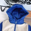 Luxo bebê tracksuits crianças roupas de grife isolamento de pelúcia com capuz jaqueta conjunto tamanho 100-160 inverno menina menino casaco e calças nov25