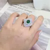 Bagues de cluster creux rétro forme de losange pour femmes vert zircon argent couleur bijoux bague classique mariage fiançailles complet forage jewe