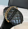 12A Ayna Kalitesi Tasarımcısı Mini Piknik Sepet Debriyaj Çanta Kadınlar Parlak Orijinal Deri Kapitone Çantalar Lüks Handshandbags Siyah Akşam Çantası Kutu