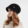 Casquettes de boule d'hiver en peluche chapeau pour femmes couverture de chaleur en plein air large bord protection d'oreille à la mode post-partum