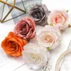 Couronnes de fleurs décoratives 30 pièces/8 cm-9 cm flanelle Rose têtes de fleurs en soie artificielle bricolage fête d'anniversaire décoration de mariage couronne Scrapbooking fausses fleurs 231205