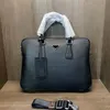 Borse di fascia alta a 3 forme Borse a tracolla Uomo Designer di lusso Totes Valigette Borsa per affari Borsa per laptop in materiale di vacchetta Pac208T