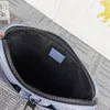 Top-Qualität Postman Bag Herren- und Damen-Leder-Leinwand formelle Mode tragbare Größe 27-18 5-4 5cm M69443275p