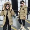 Manteau en duvet Nouveau 2023 Veste d'hiver pour enfants A Boy Park 12 Vêtements pour enfants 13 Bébé 14 Vêtements d'extérieur 15 Manteaux 9 Épaississement en coton épais -30 degrés Q231205