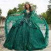 Robes de Quinceanera vert émeraude hors épaule robe de bal douce 16 robe perles appliques arc paillettes avec cape robes de fête d'anniversaire