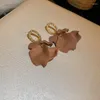 Boucles d'oreilles pendantes Minar INS Fashion multicolore fleur pétale goutte pour femmes doré métallique Spray suspendu boucle d'oreille fête bijoux décontractés