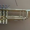 Amerikanskt varumärke högkvalitativ B-platta trumpet mässing guldpläterad professionell trompetinstrument Tre-ton horn med 7c mun