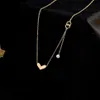 Hänghalsband elegant temperament rostfritt stål smycken halsband enkel kärlek hjärta zirkon tassel för kvinnor juvelery charms213s