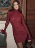 Kentsel Seksi Elbiseler Jusahy-Mini Robe En Maille Plissee Bir Mançes Longues Femmes Sokak Giyim Haut Chic Cobles A Col Roule Patchwork Rouge Uni 231206