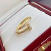 Designer Carter High Gold Full Diamond Ring Ring Men's Women's Full Diamond High -klass individualiserad