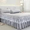 Юбка-кровать с оборками в корейском стиле Юбка-кровать с наволочкой Твердый наматрасник Постельное белье Простыня одинарного двойного размера Домашний текстиль 231205
