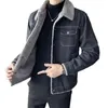 Мужские куртки Зимнее мужское джинсовое пальто Мужское плюшевое утолщенное флисовое пальто с воротником из ягненка Повседневная куртка Большой дизайн Свободное джинсовое пальто Мужская куртка 231206