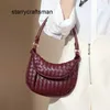 Itália Hangbag Botteg Venet Nova bolsa coreana de malha Gemini cor sólida simples e elegante de ombro único Textura única versátil portátil nas axilas femininas