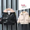 Jacken Baby Jungen Herbst und Winter warme Kleidung Kinderjacke Verdickung PU-Leder Junge mit Kapuze Oberbekleidung 231206